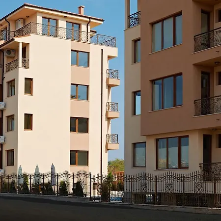 Aparthotel Stanny Court