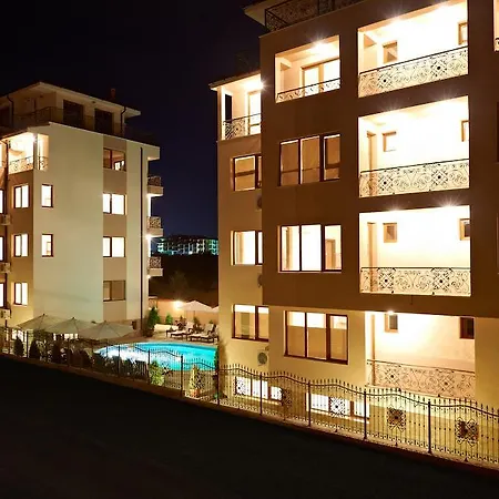 Aparthotel Stanny Court