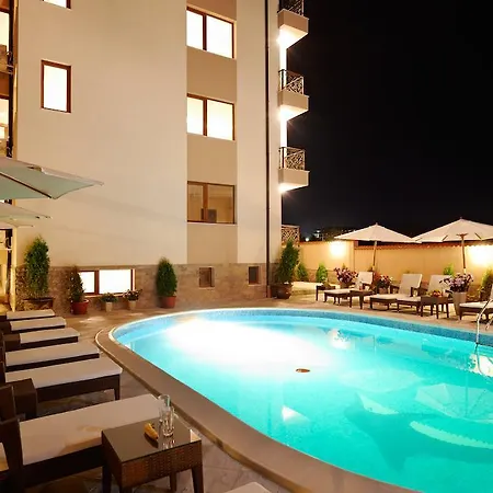 Stanny Court 3*