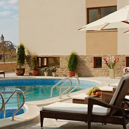 Aparthotel Stanny Court